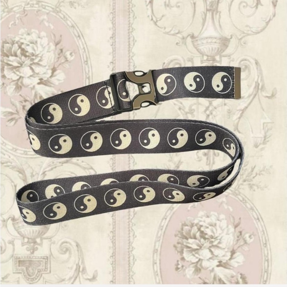 Urban Outfitters Yin Yang Belt
